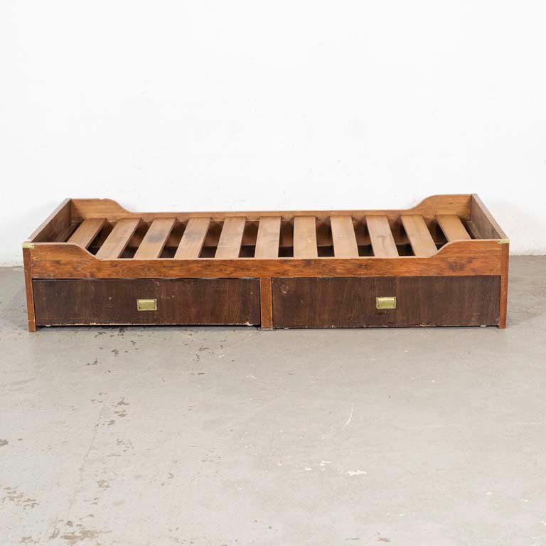 Item 2102031 - Image 0