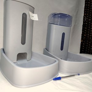 Juego de Comedero y Bebedero Automático para Mascotas, Gris - imagen 4