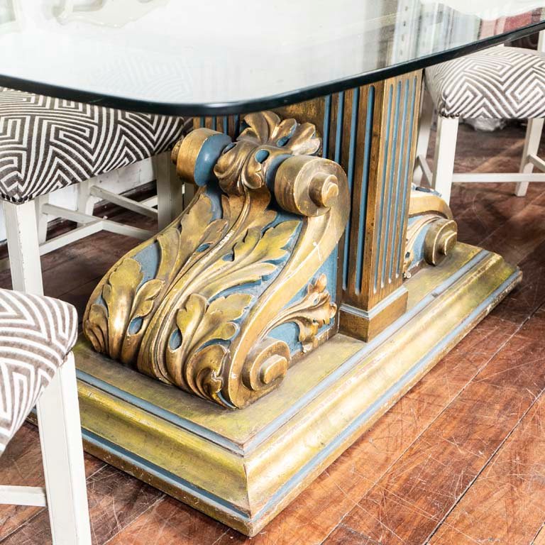Mesa de comedor con seis sillas y dos butacas en estilo inglés - imagen 3
