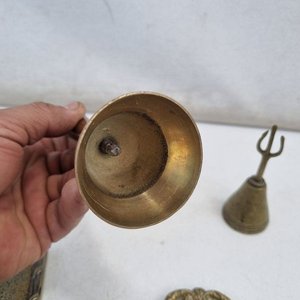 L 345 - Varias Piezas - Importante lote surtido de piezas decorativas y utilitarias antiguas con acabado en bronce, ideal para coleccionistas o amantes del estilo retro - imagen 3