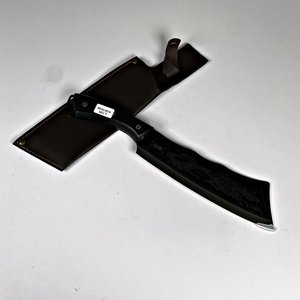 Lote siguiente: Cuchillo de Acero con Vaina y Grabado de Dragón