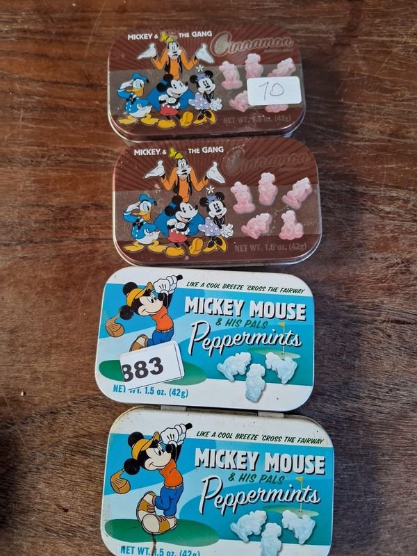 Lote siguiente: Lote de 4 latas de colección Mickey Mouse