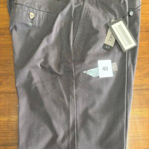 Pantalón de Gabardina Talle 54 Color Gris Oscuro - imagen 2