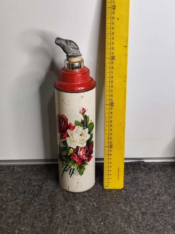 Termo Antiguo de Aluminio Esmaltado con Diseño Floral y Pico de Ave