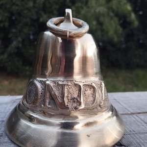 Lote anterior: Campana Antigua de Bronce con Inscripción