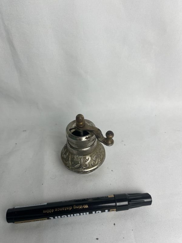 Molinillo y accesorios de escritorio en venta - imagen 6