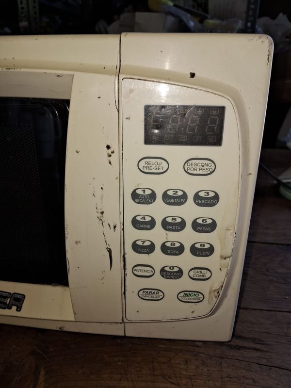 Microondas James en venta, condición pobre - imagen 4