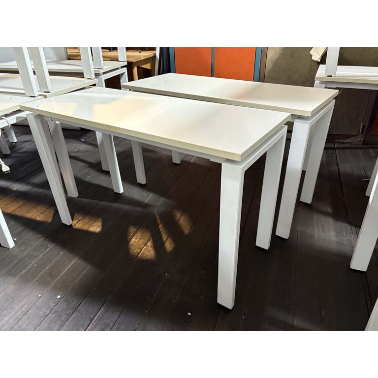 Item 2104708 - Image 0