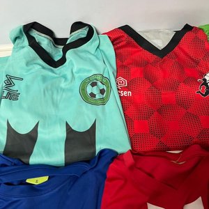 Lote de 9 Camisetas de Fútbol Varias, Incluye Uruguay Talle M - imagen 5