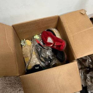 Lote de Más de 60 Pares de Calzado: Alpargatas Yute, Sandalias Violetas y Zapatillas - imagen 7