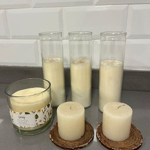 Lote anterior: Set de 5 Velas Decorativas Cilíndricas Blancas