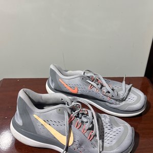 Lote anterior: Zapatillas Nike Running Talle 35