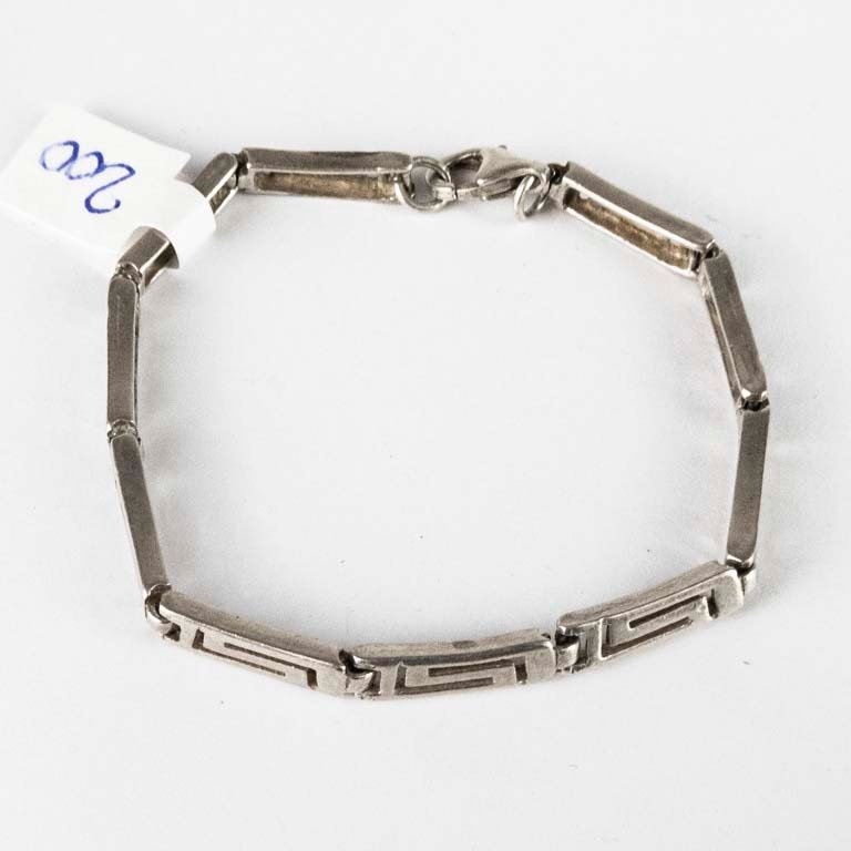 Lote anterior: Pulsera de plata para niña - Accesorio de moda