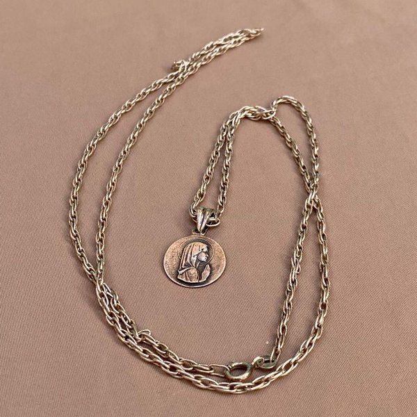 Cadena de Plata con Colgante Religioso - imagen 1