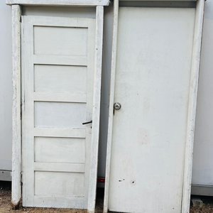 Lote de 2 Puertas Blancas de Madera - imagen 1