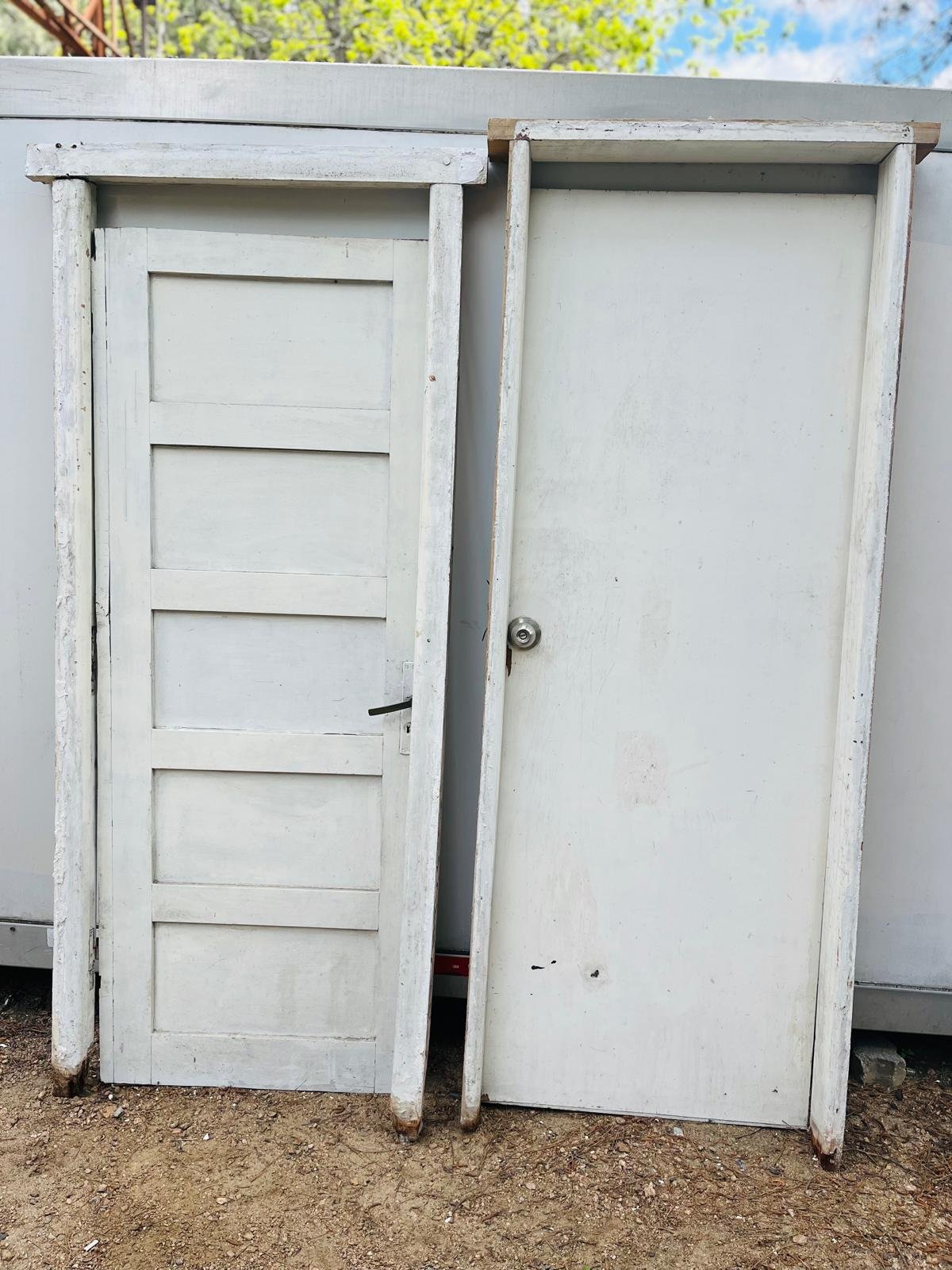 Lote de 2 Puertas Blancas de Madera
