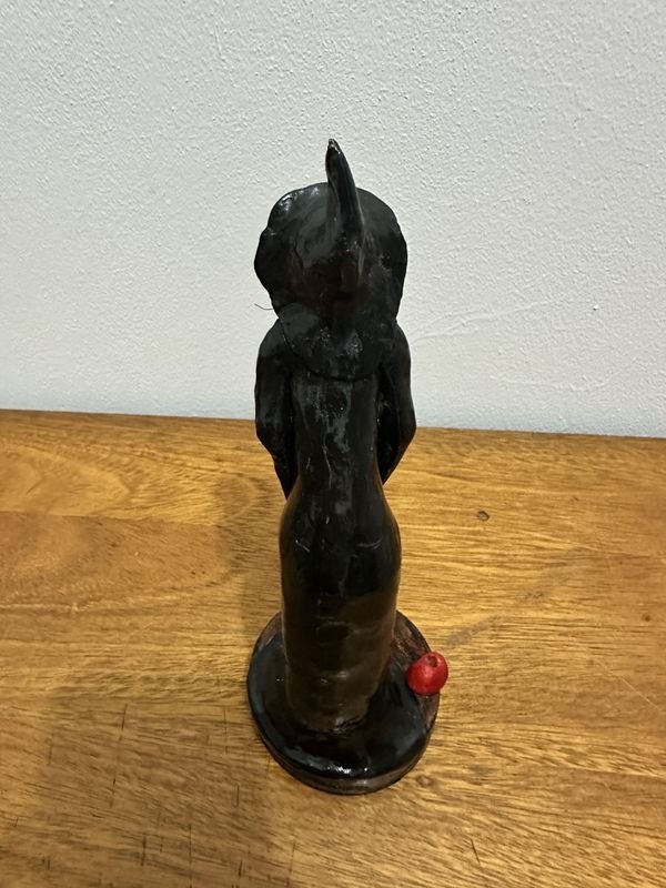 Estatuilla Resina Hechisera Agatha - Figurita de Bruja con Báculo - imagen 7