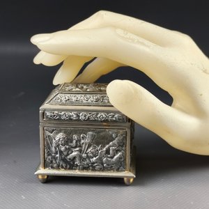 Alhajero Español Midas Gold con Cupidos en Relieve y Interior Dorado - imagen 7