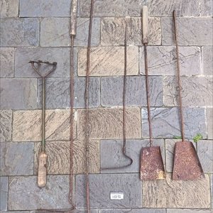 Lote de Atizador, Palas de Cenizas y Marca de Ganado - imagen 1