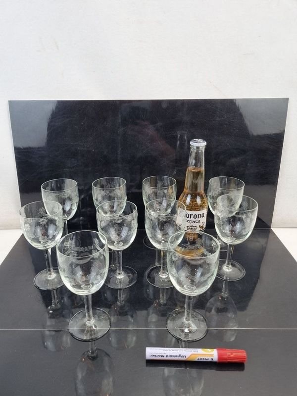 Set de 10 Copas de Vidrio Tallado con Motivos Florales