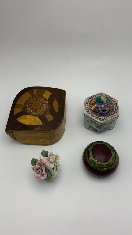 Lote de adornos y decoración - imagen 1
