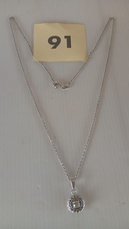 Cadena de plata con brillante y diamante