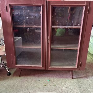 Mueble Vitrina Cristalero Antiguo con Puertas de Vidrio - imagen 2