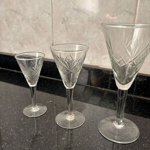 Juego de 38 Copas de Cristal Tallado - imagen 5