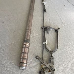 Inflador Francés Antiguo y Repuesto de Freno de Varilla - imagen 3
