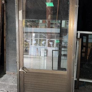 Lote anterior: Puerta de Madera y Aluminio con Vidrio