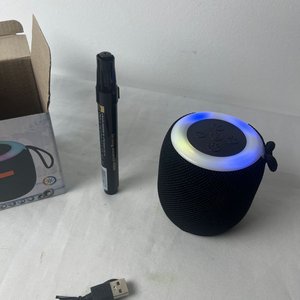 Parlante Bluetooth Portátil Nuevo Sin Uso - imagen 3