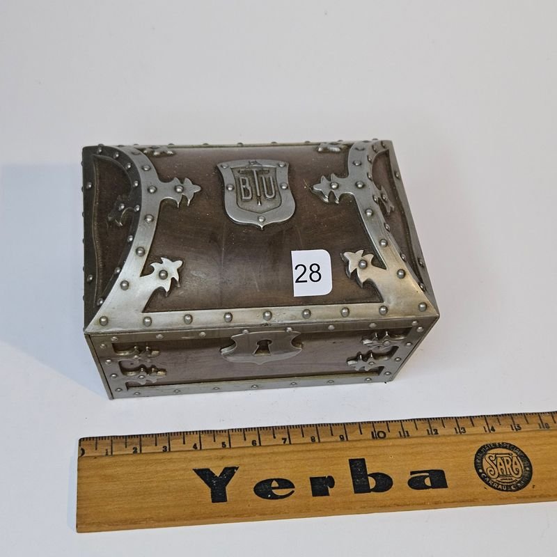 Item 851108 - Image 0