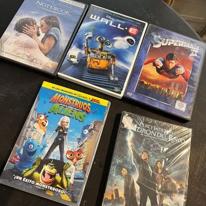 Lote de 5 Películas en DVD: Superman, Wall-E, Notebook, Monstruos Aliens y Lazy Town - imagen 1