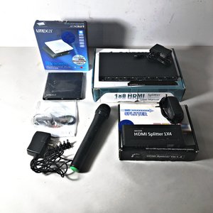 Lote de 6 piezas: Splitter HDMI, grabadora externa, micrófonos y transformador - imagen 1