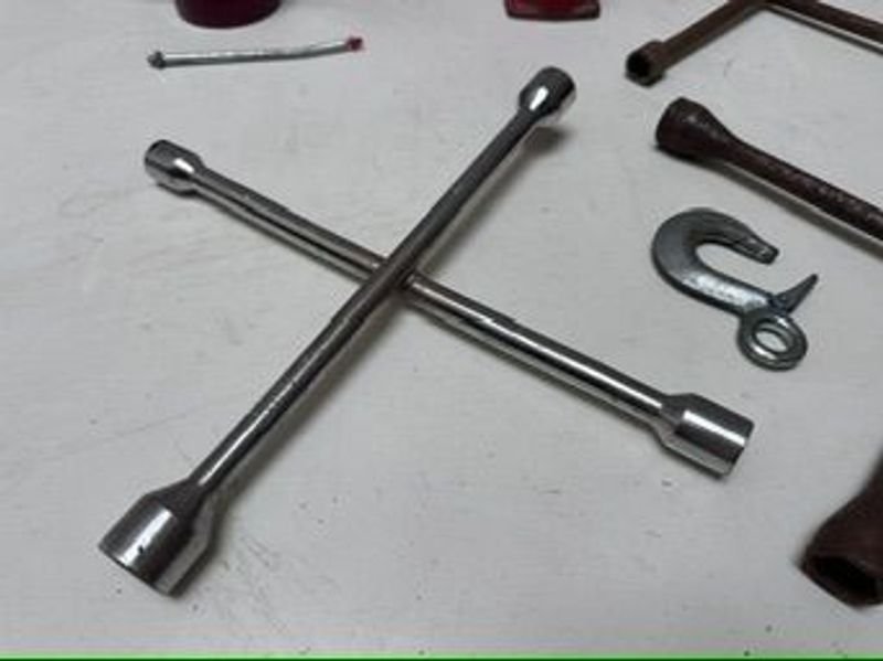 Item 878498 - Image 1