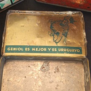 Lote de Latas Antiguas: Geniol, Lipton, Band-Aid y Más - imagen 14