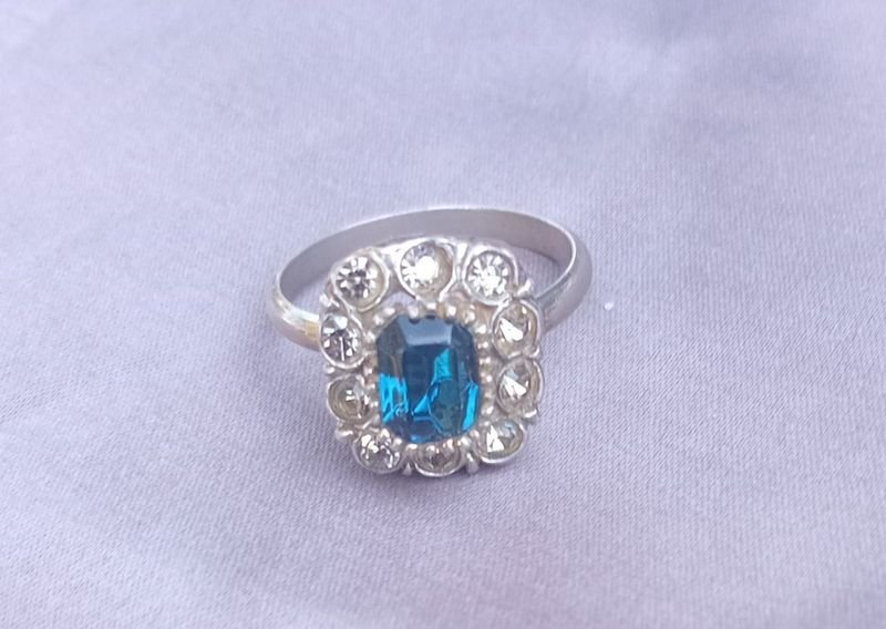 Item 869312 - Image 4