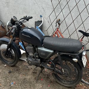Lote anterior: Moto a la vista 