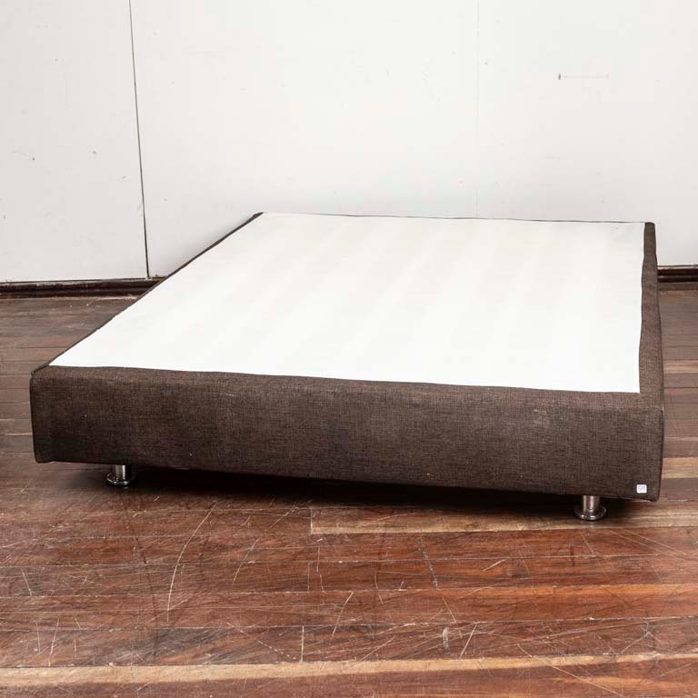 Item 2113880 - Image 0