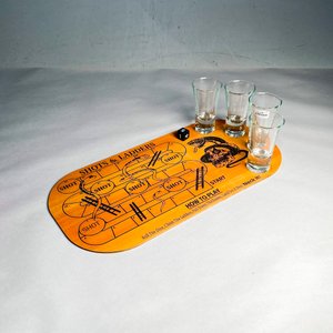 Lote siguiente: Juego de Beber "Shots & Ladders" con Tablero de Madera y 4 Vasos de Vidrio