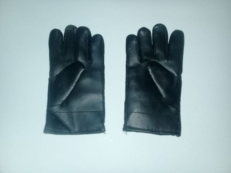 Lote siguiente: Guantes negros para moto o bicicleta