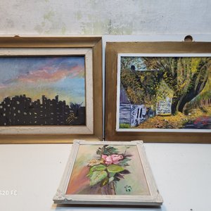 3 Cuadros al Óleo: Silueta Urbana, Paisaje Otoñal y Rosa Firmados - imagen 1