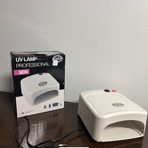 Lote anterior: Lámpara UV Profesional para Uñas 36W