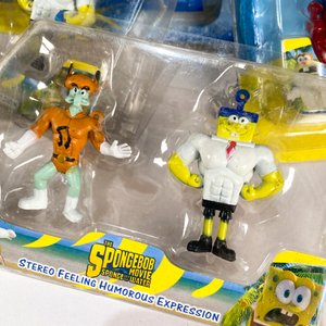 Diecisiete Juguetes Coleccionables "Bob Esponja" de la Película - imagen 2