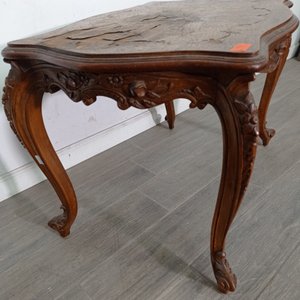 Mesa de Sala Estilo Luis XV con Tapa Dañada - imagen 5