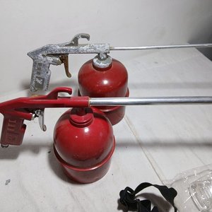 Lote de Accesorios: Pistolas de Lavado, Lentes de Trabajo y Manómetro - imagen 3