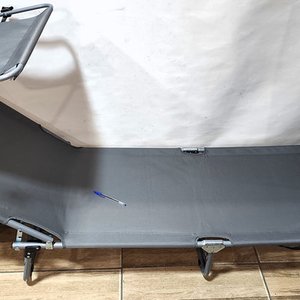 Lote anterior: Reposera/Catre Plegable Gris con Techo y Múltiples Posiciones - Nueva en Caja