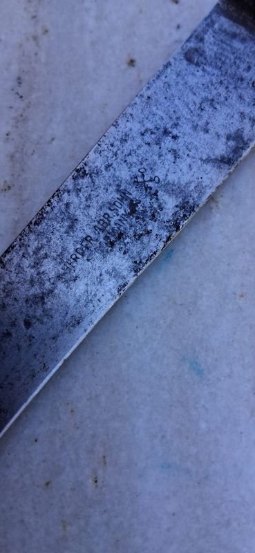 Cuchillo Alemán Herder con 2 Llaves y Hoja de Metal Blanco - imagen 4