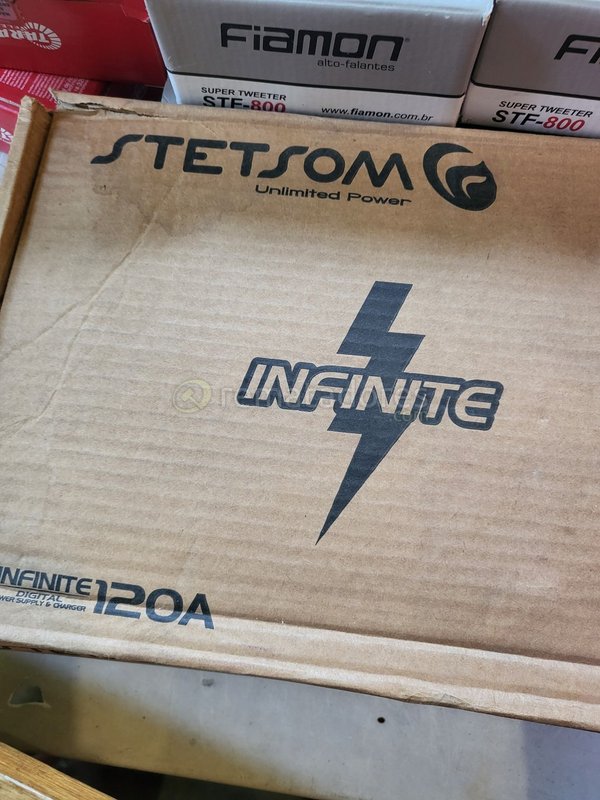 Amplificador Stetson Infinite 120A y Ecualizador Export Line 3000W - imagen 1