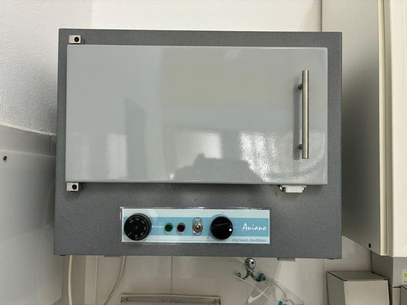 Compresor Eléctrico Schulz Dental y Horno Esterilizador Eléctrico